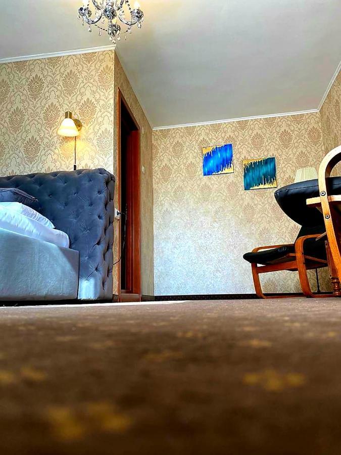Casa Topazz Târgu Jiu Exteriör bild