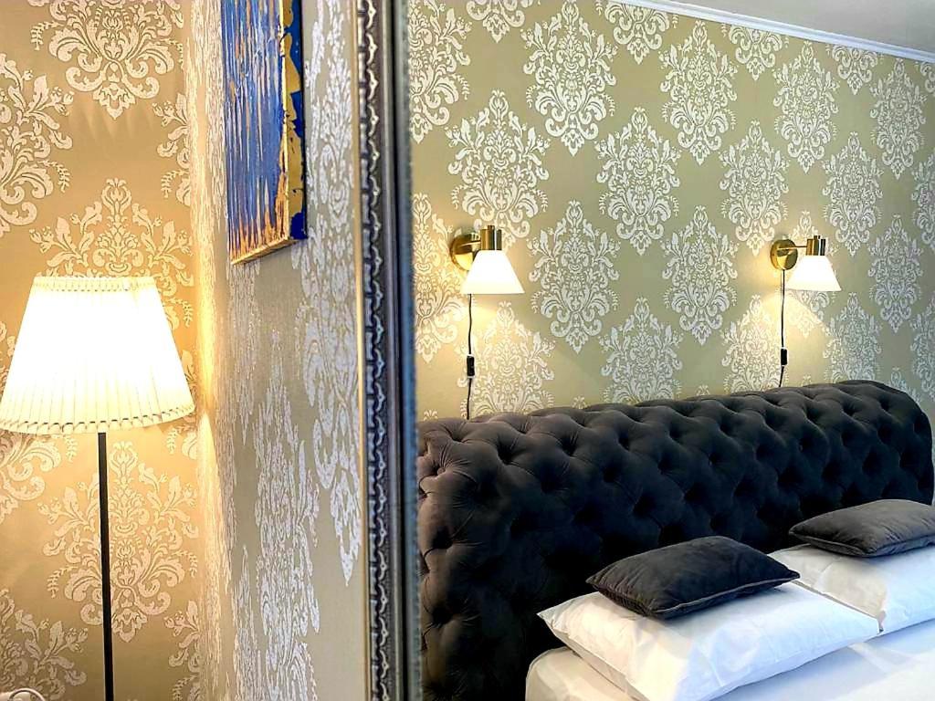 Casa Topazz Târgu Jiu Exteriör bild